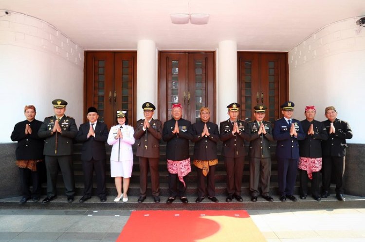 Hjkb Ke Pj Wali Kota Bandung Ajak Semua Elemen Bersatu