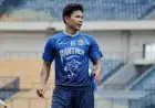 Achmad Jufriyanto: Sang Legenda Persib Bertransformasi Menjadi Mentor di Lapangan dan Ruang Ganti