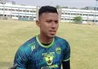 Kiper Persib Teja Paku Alam Sepakat Liga 1 2022/2023 Dihentikan Sementara