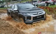 Mitsubishi Triton Goda Pehobi Off-Road