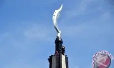 Dukung Festival, Merah Putih Berkibar di Tugu Kujang Sebulan Penuh
