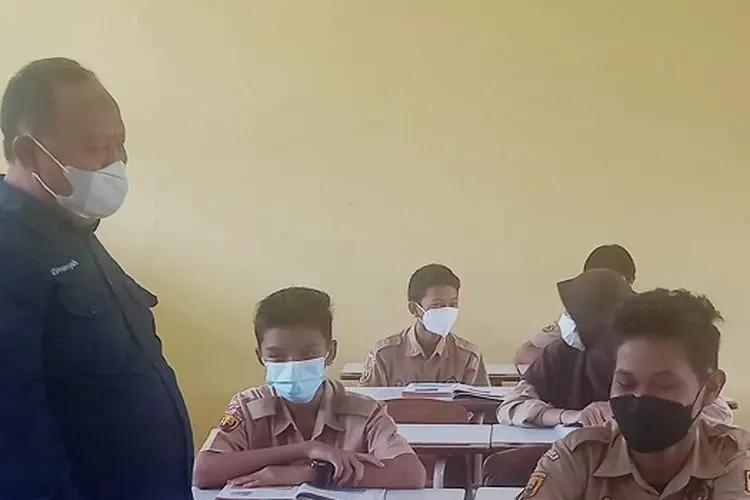 Siswa Belum Jalani Vaksinasi, SMPN 1 Bojonggede Jalankan PTM Sejak Kemarin