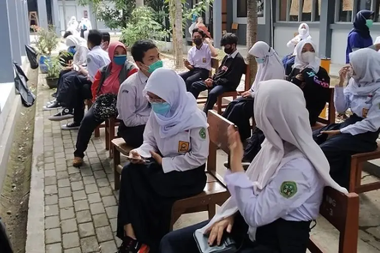 DPRD Bandung Desak PTM Terbatas Ditunda Sementara, Apa Alasannya?