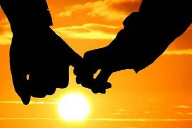   Istri Menolak Ajakan Suami Dilaknat Malaikat, Kalau Suami yang Menolak?