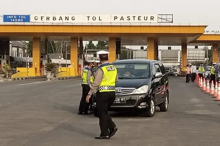 Sip! Ganjil Genap di Bandung Efektif Tekan Mobilitas Kendaraan dari Luar Kota