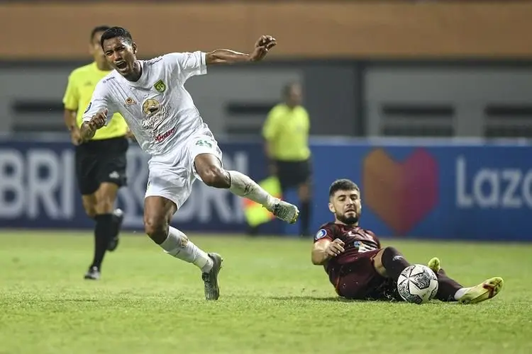 Start Persebaya Ambyar, Aji Santoso Tak Kaget karena Sudah Prediksi Sebelumnya