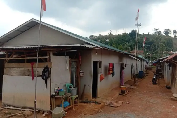  Kisah Pilu Pengungsi Sukajaya, Sehari-hari Hidup dalam Ketakutan, Tempat Tinggal Rawan Disambar Petir