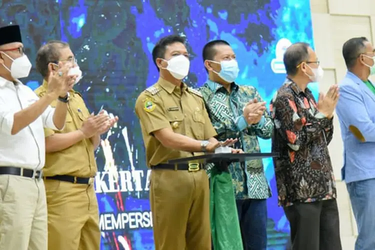 Layanan PPOB DS Diluncurkan Dadang Supriatna dari BPR Kerta Raharja 