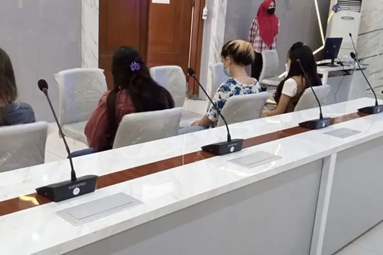 Prostitusi Online di Apartemen Bandung, Mucikari ini Iklankan Para PSK di Grup Jejaring MiChat