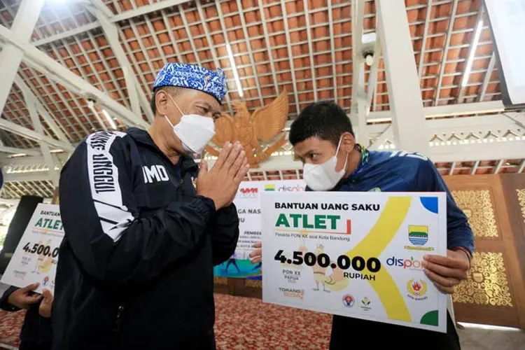 Lepas Atlet ke PON XX Papua, Oded Pastikan Bonus bagi Atlet Berprestasi