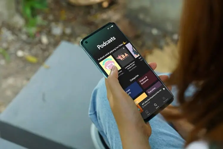 5 Jurus Jitu Menghemat Baterai HP: Bebas Ngecas Seharian, Gak Pusing Low Battery!