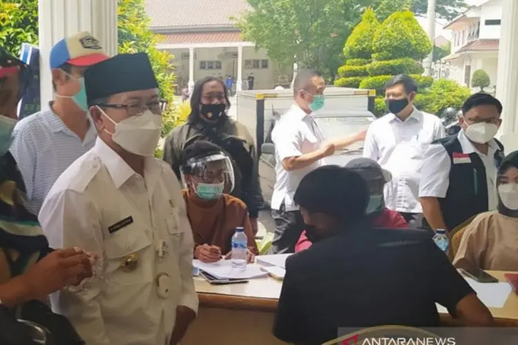 Wisata di Cianjur Kembali Dibuka, Seribuan Pelaku Wisata Divaksinasi Covid-19