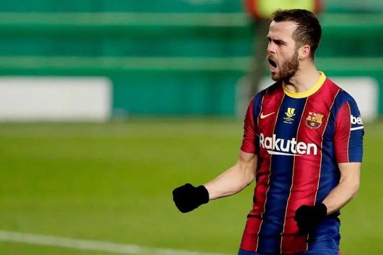 Perang Komentar Pjanic vs Koeman Berlanjut, Nama Messi Disebut-sebut