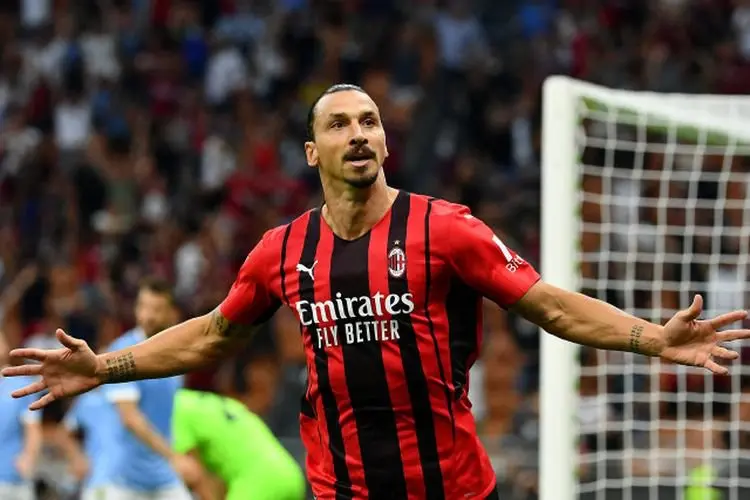 Ibrahimovic Comeback, AC Milan Libas Lazio 2-0
