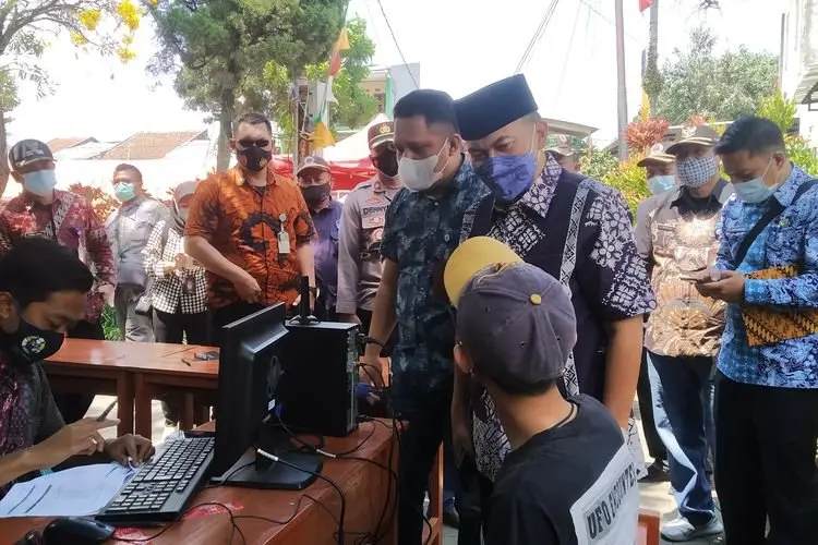Pesan Wali Kota ke Warga Bandung, Jangan Terlena karena Sudah Divaksin!