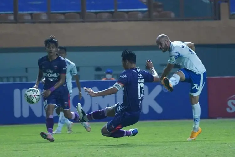 Sempat Cedera, Begini Kondisi Teranyar Duo Persib Mohammed Rashid dan Nick Kuipers
