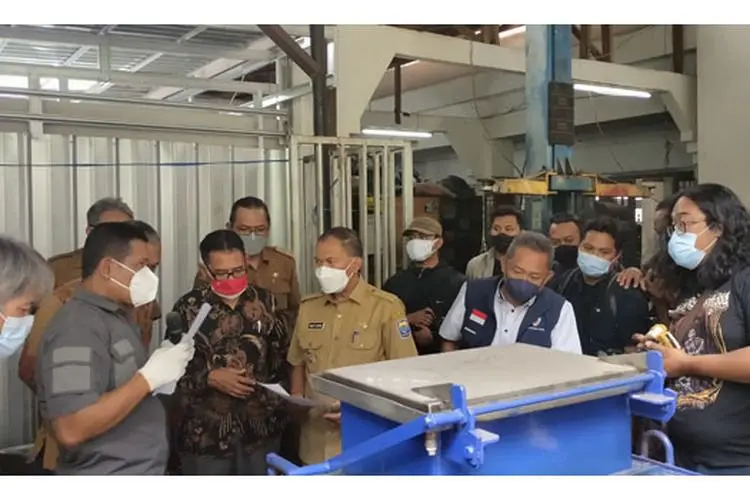 Pemkot Bandung dan UPI Kembangkan Teknologi Mesin Pengolah Sampah dari Jepang