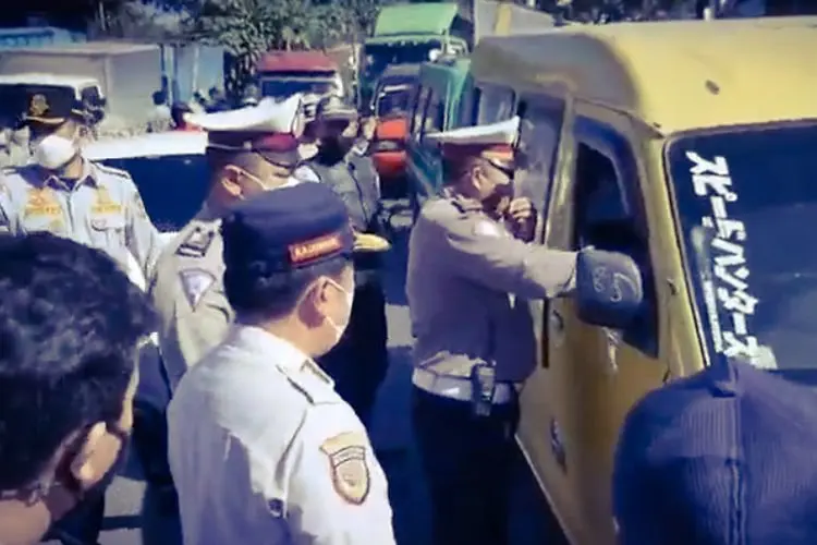 Angkot-Angkot Tua Berusia di Atas 10 Tahun Masih Marak Beroperasi, Dishub KBB Bakal Lakukan Hal ini