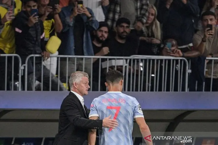 Young Boys Taklukkan Man United, Solskjaer Dikritik karena Ganti Cristiano Ronaldo, Alasannya Bikin Kesal Fans