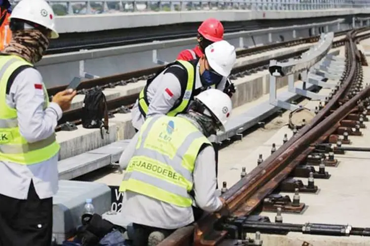 PT Len Industri Kejar Mimpi LRT Jabodebek Tanpa Masinis