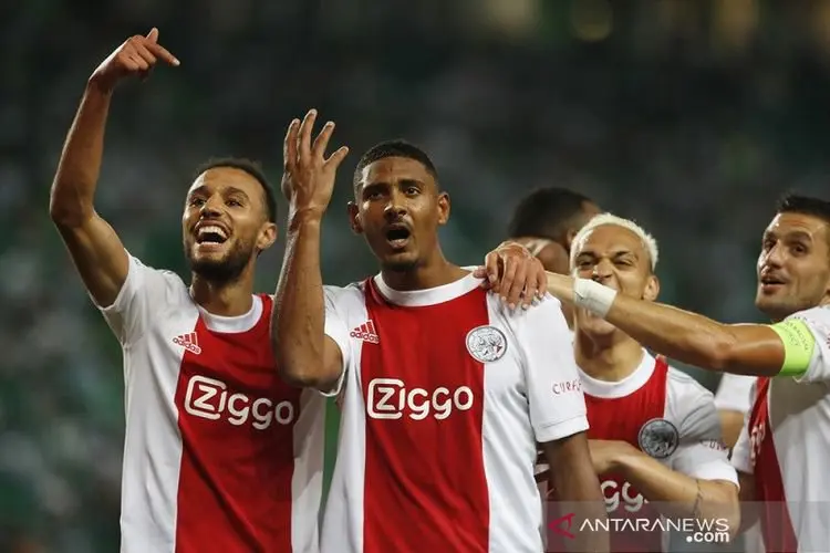 Lagi Viral! Profil Sebastien Haller, Top Skor Liga Champions yang Samai Rekor Van Basten