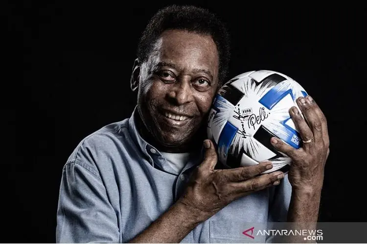 Tinggalkan ICU Usai Operasi Tumor Usus, Pele: Siap Main 90 Menit plus Babak Tambahan!