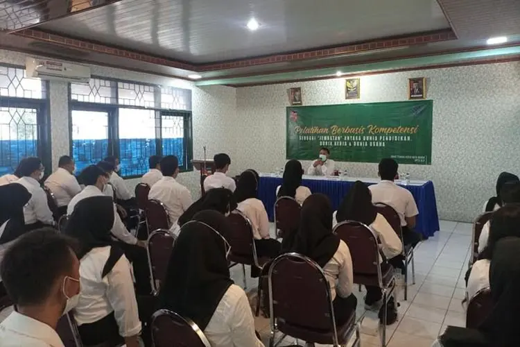 96 Warga Kota Bogor Ikuti Pelatihan Perhotelan, Desain Grafis, dan Teknis AC, Ini Tujuannya