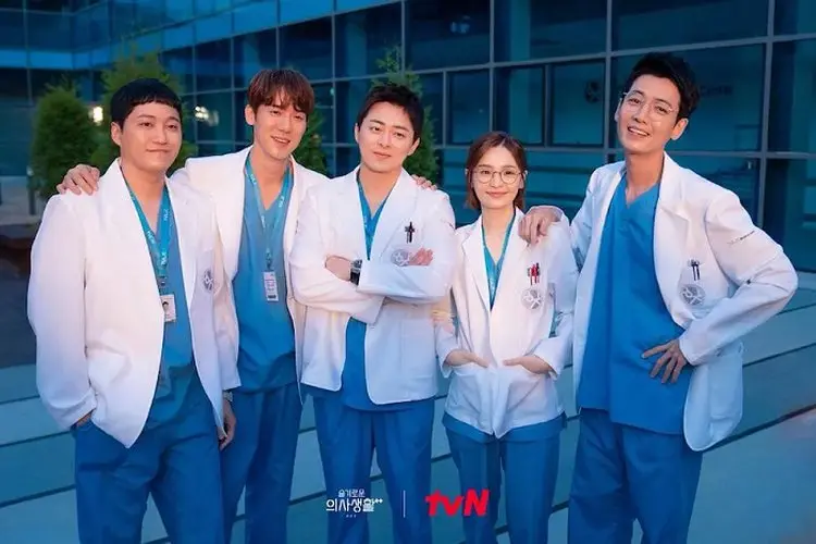 Keren! Episode Terakhir 'Hospital Playlist 2' Capai Rating Tertinggi Sepanjang Musim