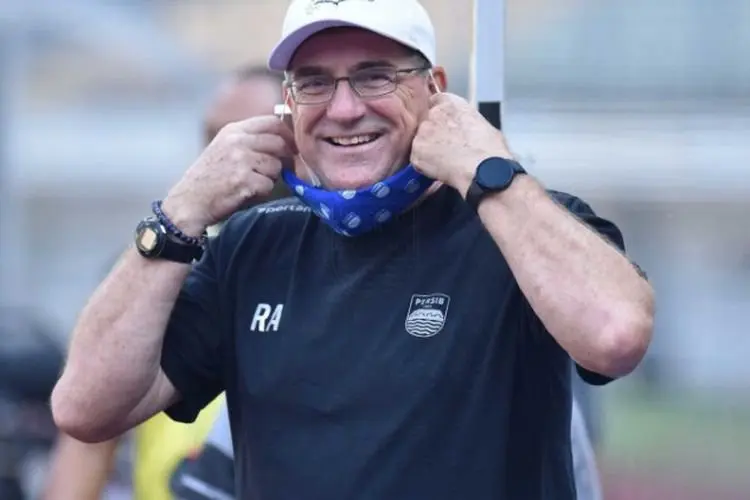 Ini Harapan Robert Alberts Usai Lepas 5 Pemain Persib ke Timnas