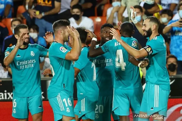 Dramatis, Karim Benzema Menangkan Real Madrid di Markas Valencia
