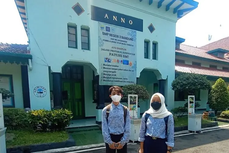 SMPN 2 Kota Bandung Mendapat Penilaian Sangat Layak untuk Gelar PTM Terbatas