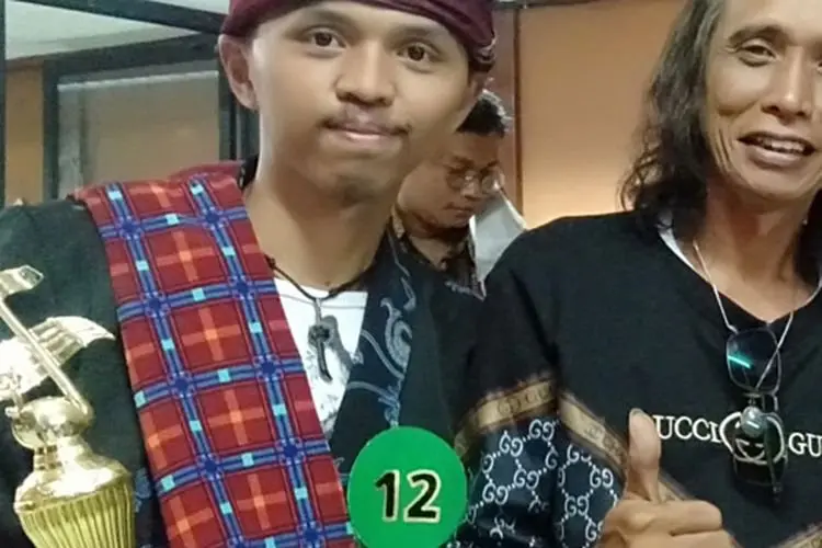 Dari Desa Tersembunyi, Pemuda KBB Ini Sukses Raih Prestasi Lewat Seni
