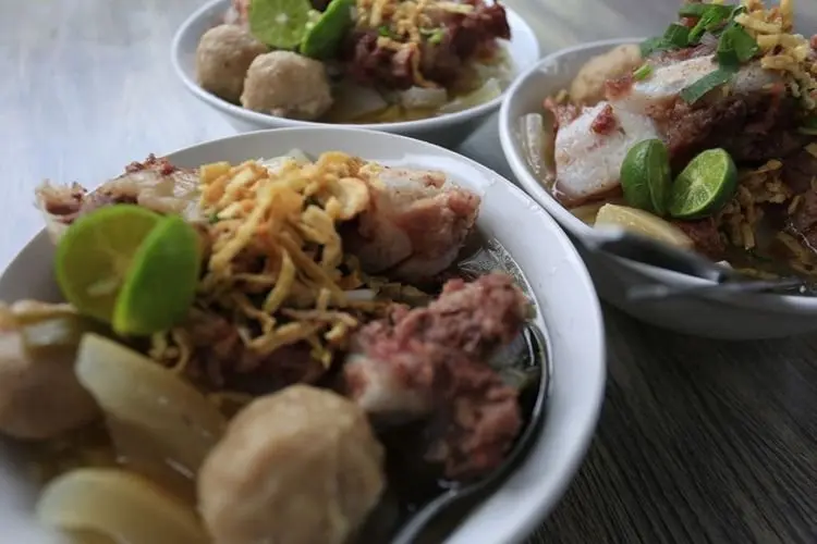 Mie Kocok Bandung Mendunia, Ini Tempat-tempat yang Wajib Didatangi Biar Ketagihan
