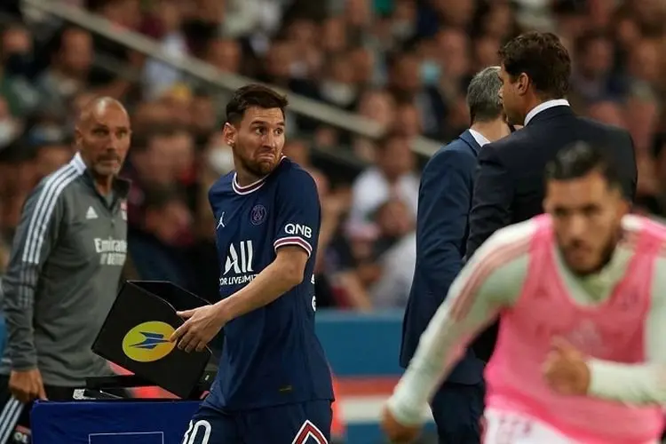 Pochettino Dikritik Gara-gara Mengganti Messi, Guardiola: Jangan Pernah Diganti!