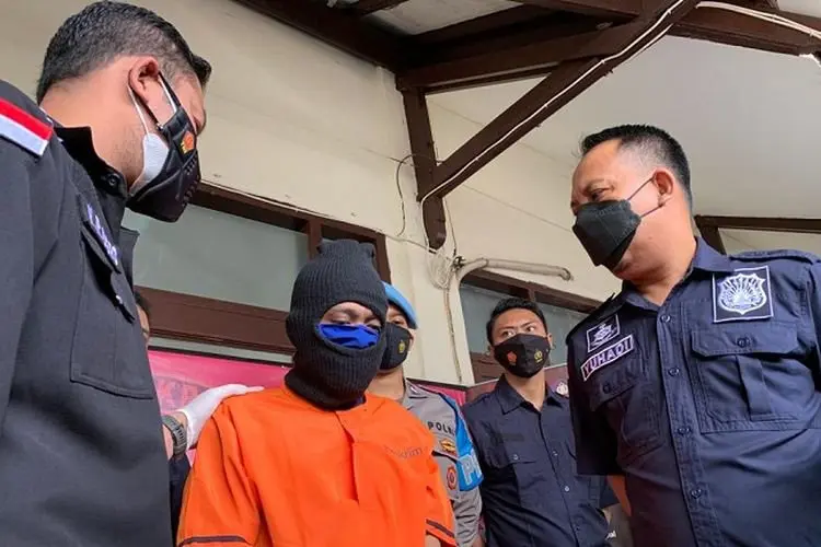 Biadab!!! Suami di Cisarua Aniaya Istri Hingga Meregang Nyawa