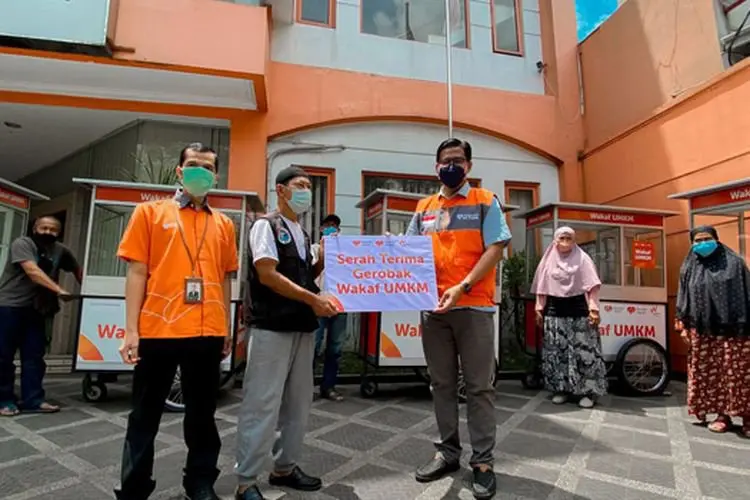 Rumah Zakat Tebar Gerobak untuk Pelaku UMKM Terdampak