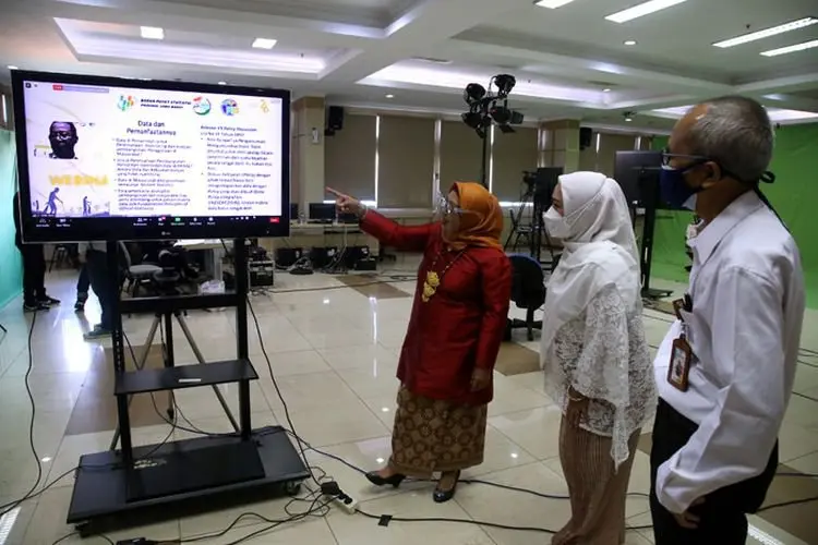 Foto: Webinar Kupas Tuntas Kemiskinan di Tengah Pandemi