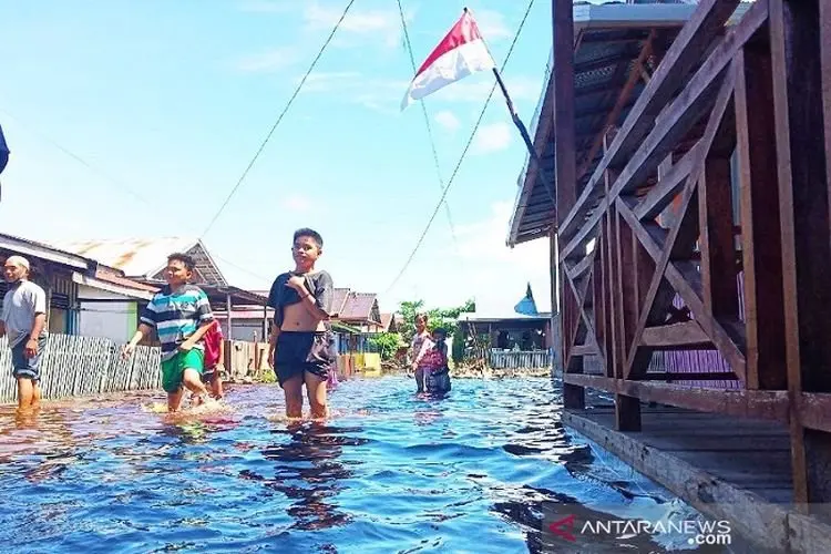 Innalillahi, Bayi Tewas Terendam Banjir Saat Ibunya Sedang Belanja