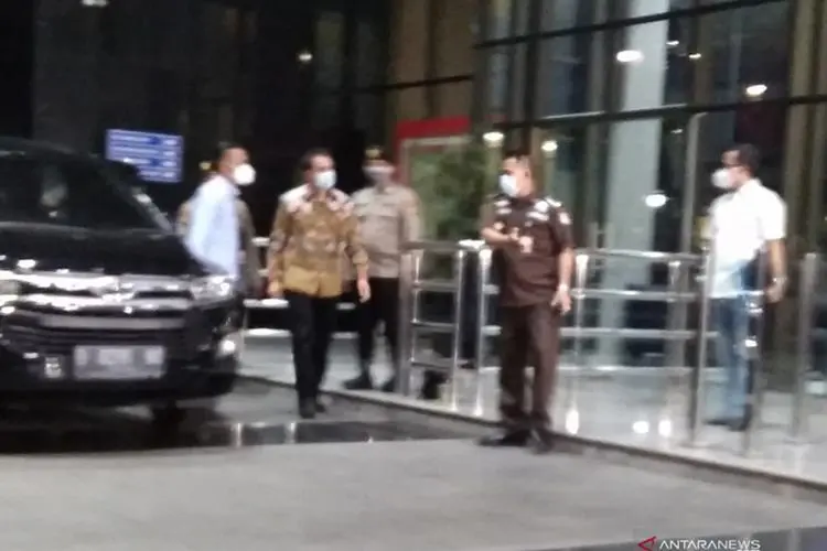 KPK Jemput Paksa Azis Syamsuddin, Terkait Kasus Apa?