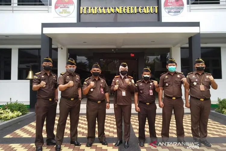 Perempuan Pertama Pimpin Kejari Garut, dalam 1,5 Bulan Tangkap Koruptor yang Buron 12 Tahun