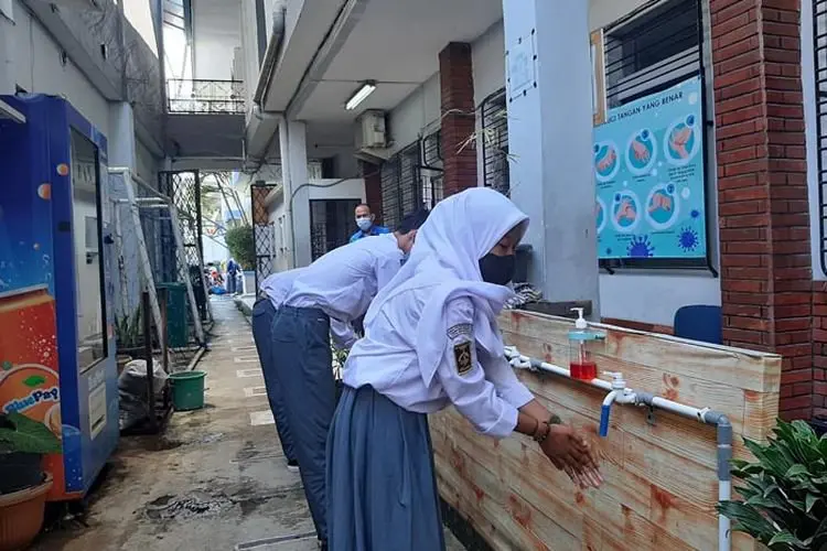 PTM Terbatas di Sekolah Pasundan, Siswa: Sangat Senang Bisa Belajar dengan Teman-teman