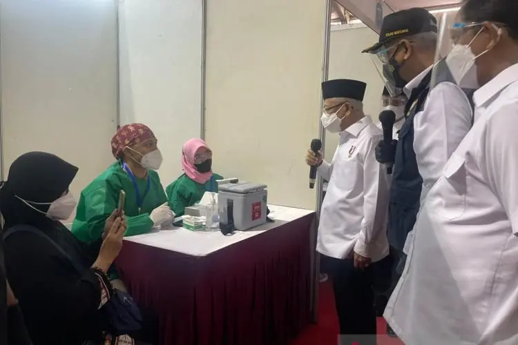 Tinjau Proses Vaksinasi di Bandung, Begini Pesan Wapres Ma'aruf Amin
