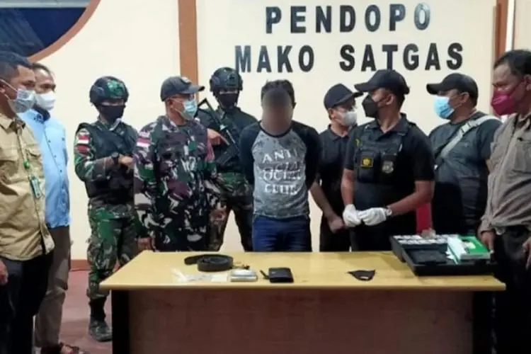Melintas Entikong Tadi Malam, Pria Ini Diciduk, Ternyata Bawa Sabu-sabu