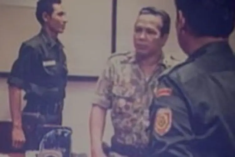 Presiden PKS Instruksikan Kadernya Tonton Film G30S/PKI