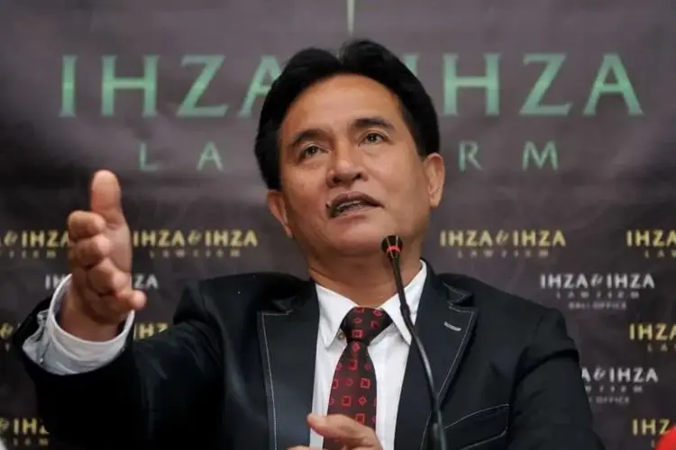 Mahfud MD Sebut Tak Ada Guna Uji AD/ART Partai, Yusril: Pemerintah Sebaiknya Netral
