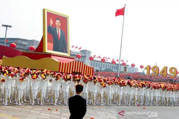 Presiden China dan Petinggi Partai Komunis Peringati Hari Martir di Tiananmen