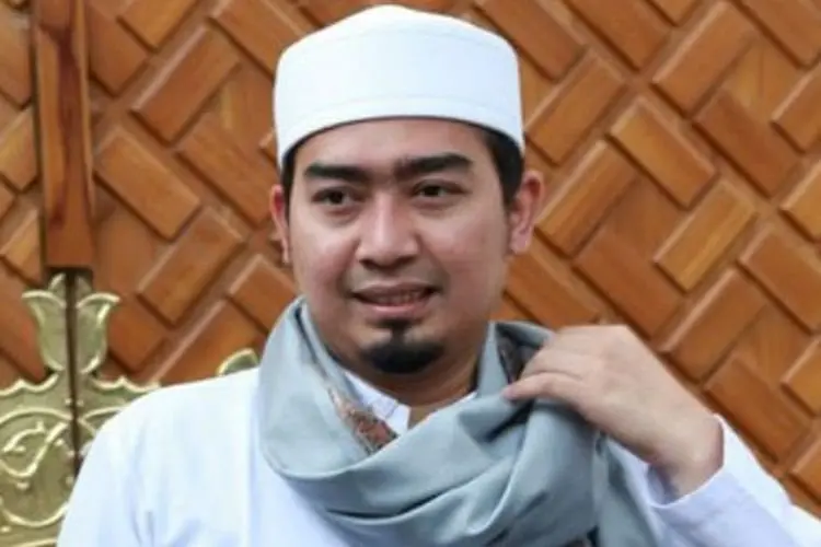 Ustaz Solmed Bicara Soal Pernikahan Siri Lesti Kejora dan Rizky Billar: Itu Wajar!
