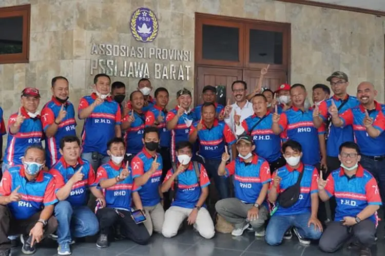 Didukung 45 Voters, Rahmat Hidayat Djati Resmi Jadi Calon Ketum Asprov PSSI Jabar