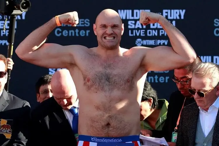 Tyson Fury Ingin Tarung Tinju di Old Trafford, Sebut-sebut Cristiano Ronaldo Segala