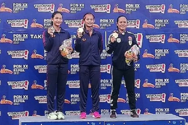 Jawa Barat Kuasai 100 Meter Putri, Tyas Sabet Emas, Erna Kebagian Perak